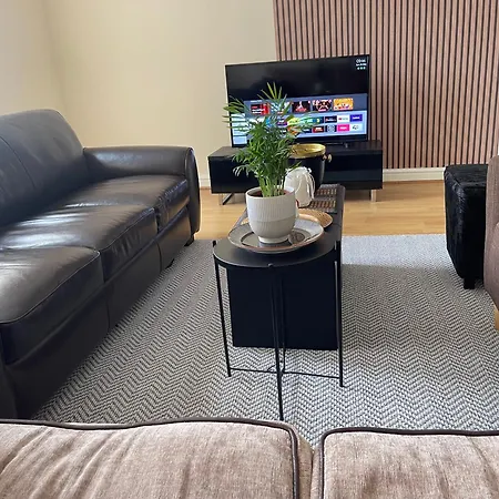 Luxestay Rooms - Old Trafford Manchester-2